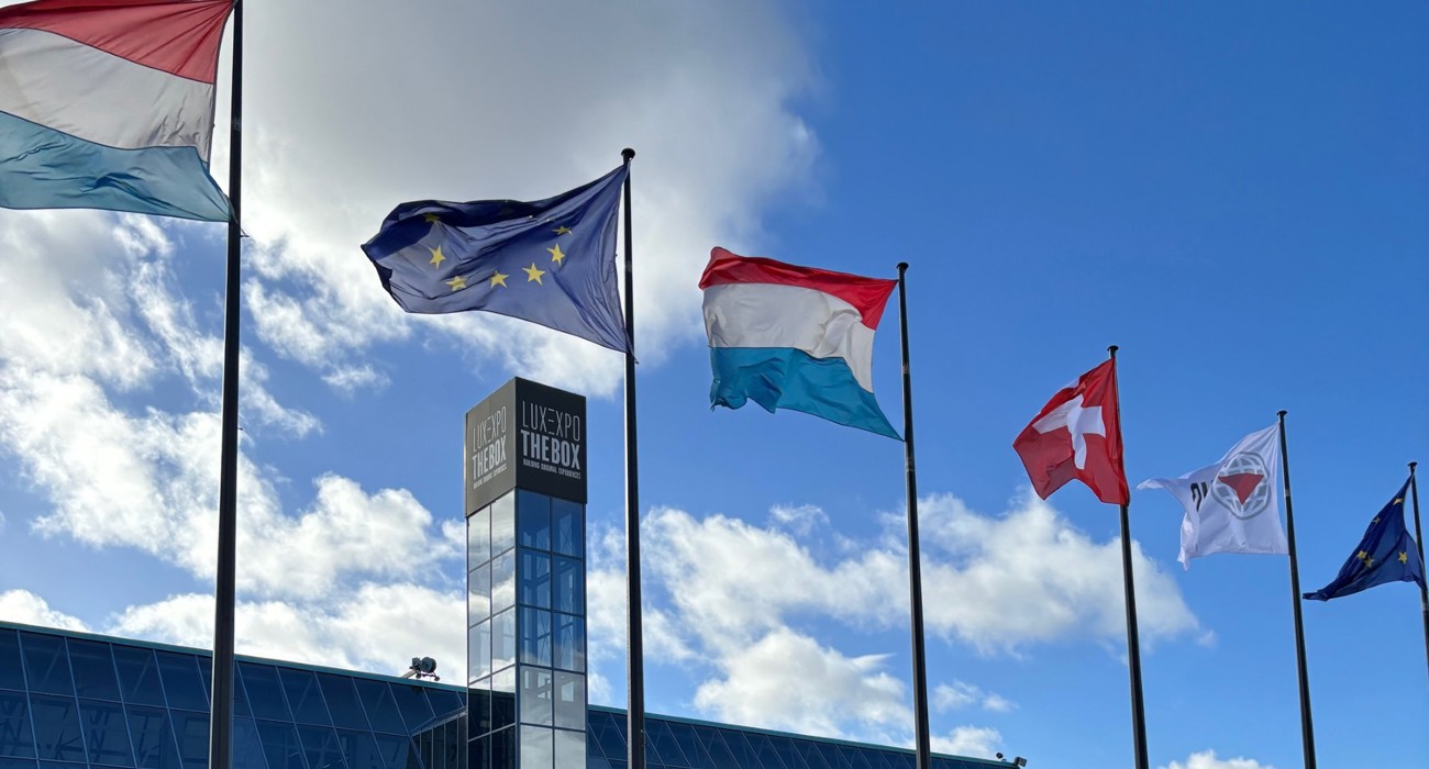 Прапори на Конференції з інновацій 2025 