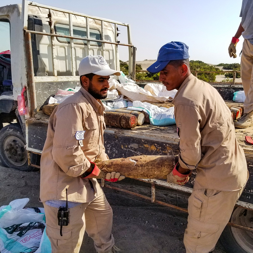 Unloading a shell to for demolition