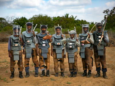 Link to 700 minefields cleared in Sri Lanka