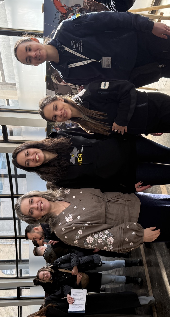 Пані Крістіан Руа та героїні виставки